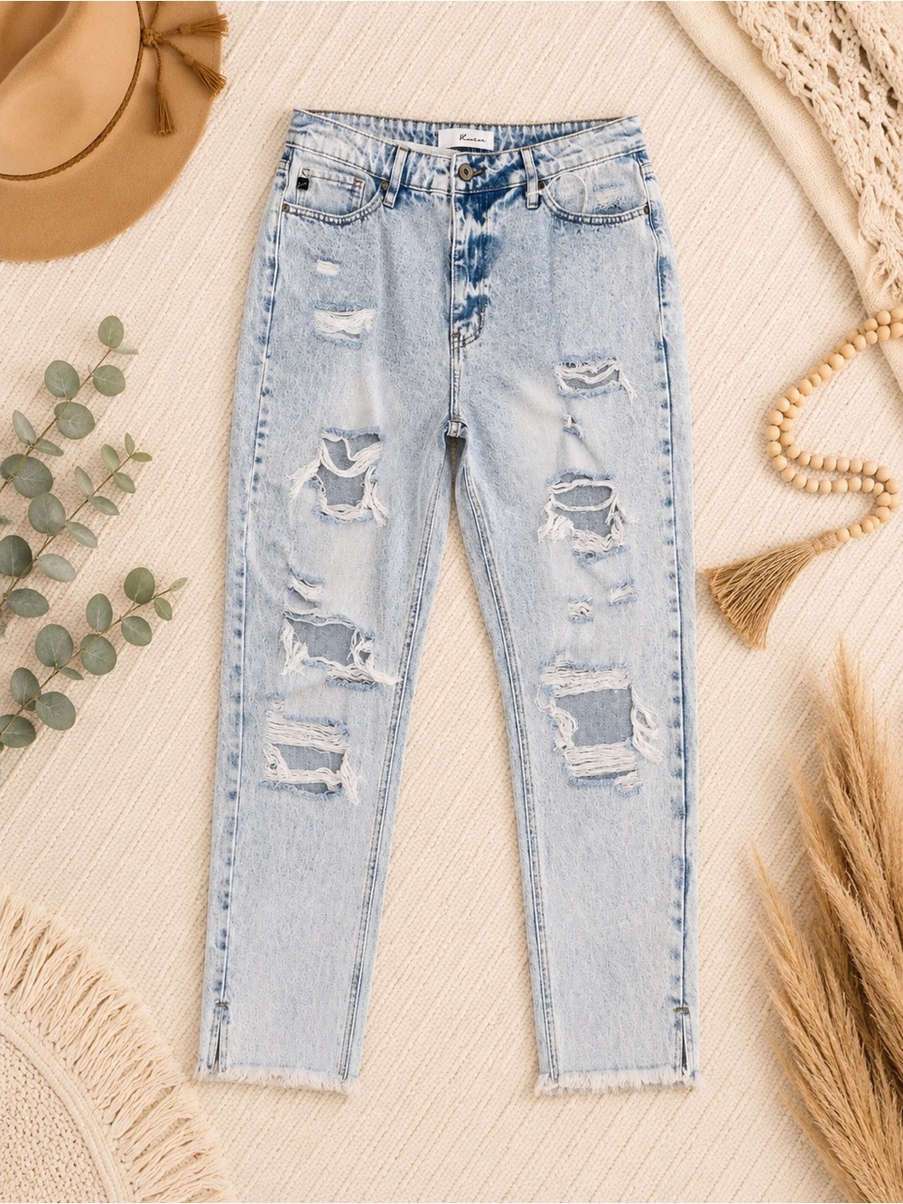 KanCan Light Wash Distressed Boyfriend Jeans